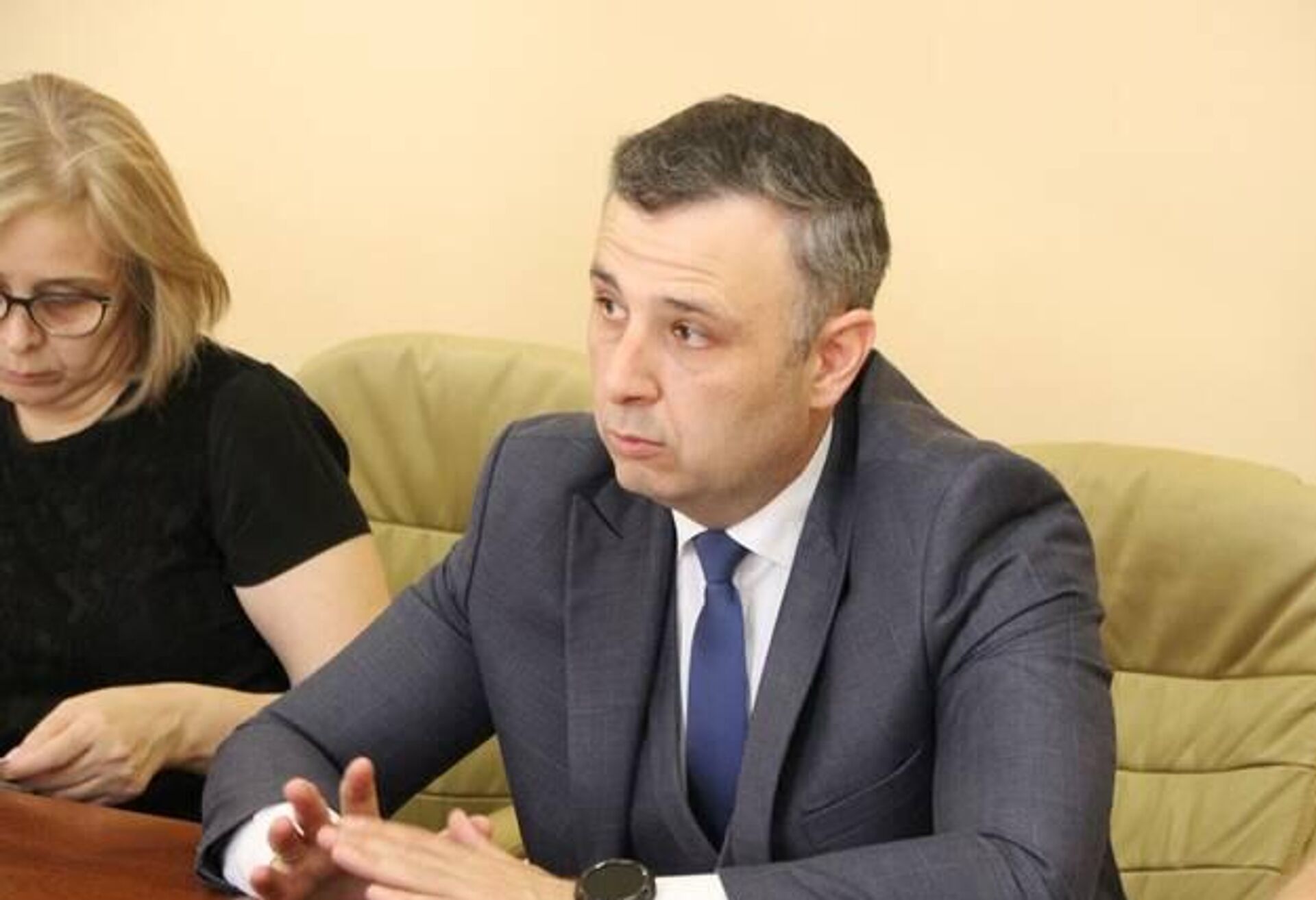 Заседание парламентского комитета по здравоохранению и социальной политике Республики Южная Осетия Заседание парламентского комитета по здравоохранению и социальной политике Республики Южная Осетия - Sputnik Южная Осетия, 1920, 07.07.2025