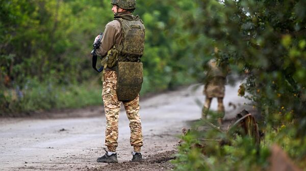 Боевая работа расчета РСЗО Град группировки войск Центр на Красноармейском направлении СВО - Sputnik Южная Осетия