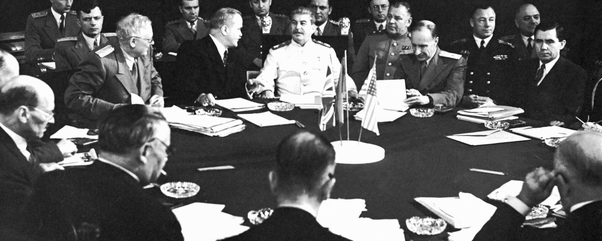 Потсдамская конференция  - Sputnik Южная Осетия, 1920, 17.07.2025