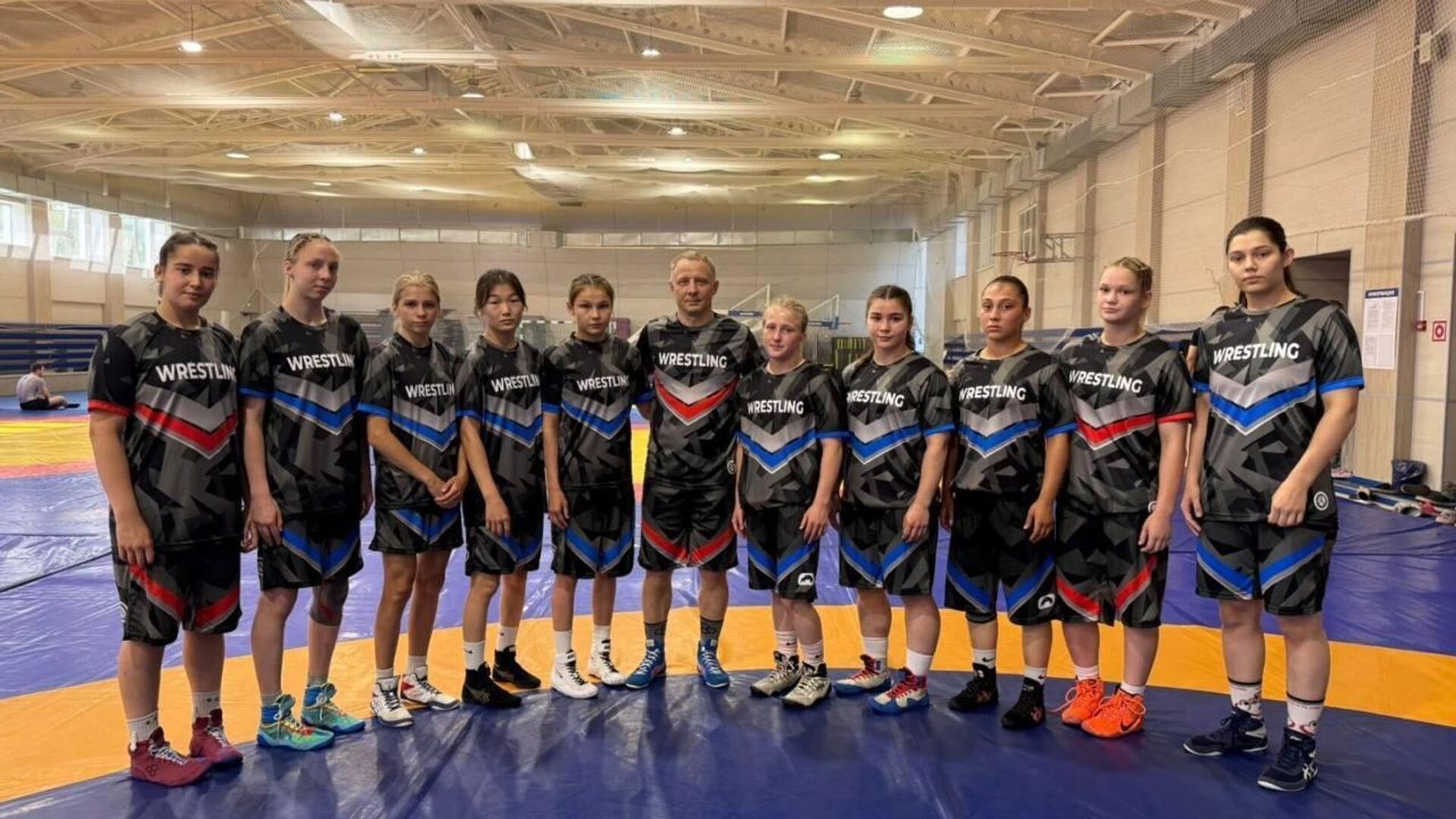 Спортсменки из Осетии примут участие в первенстве мира по женской борьбе среди юниоров U-17 в Афинах Спортсменки из Осетии примут участие в первенстве мира по женской борьбе среди юниоров U-17 в Афинах - Sputnik Южная Осетия, 1920, 29.07.2025