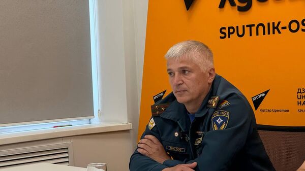 Замглавы МЧС РЮО Руслан Санакоев  - Sputnik Южная Осетия