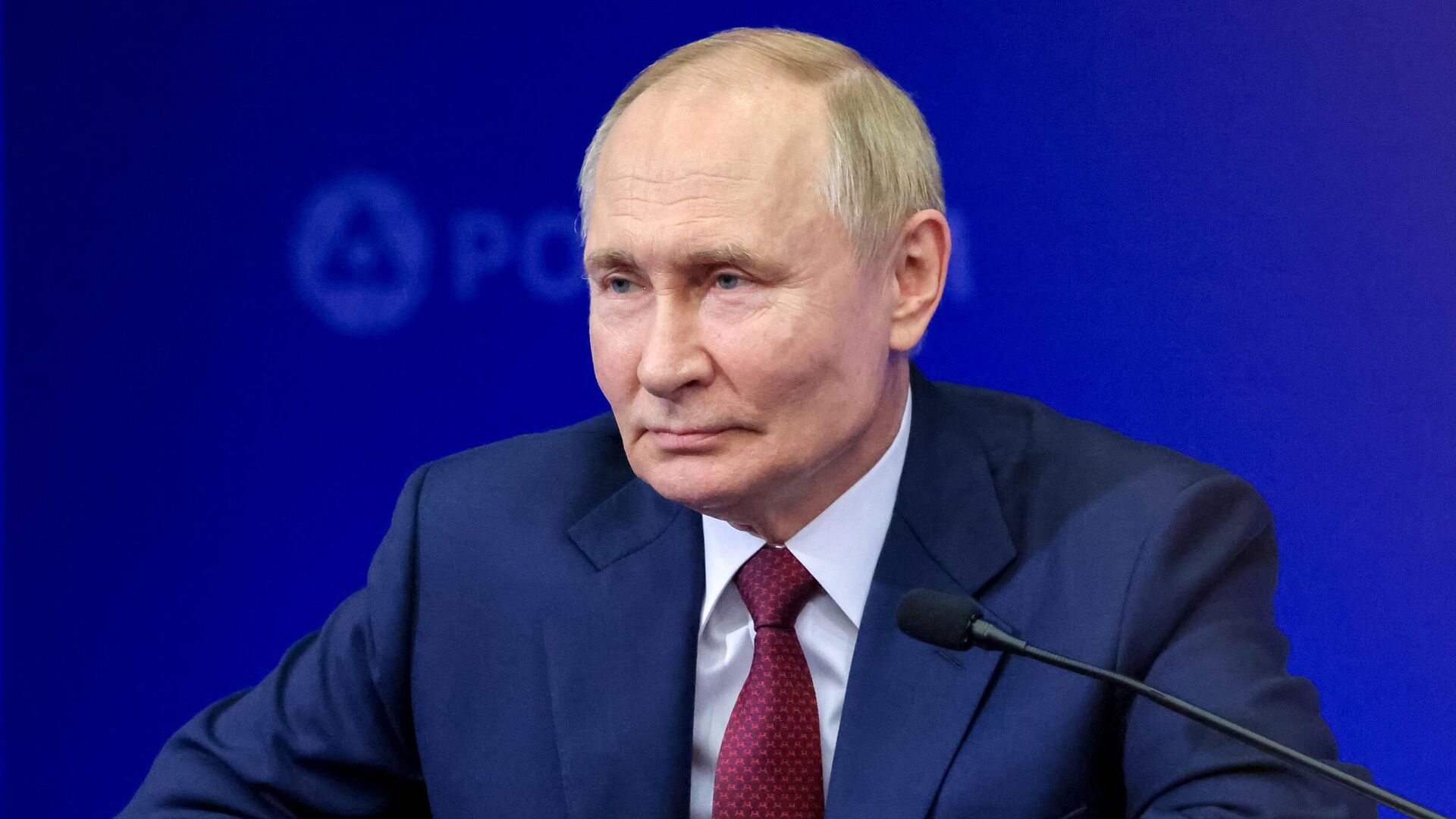 Рабочая поездка президента Владимира Путина в Приволжский федеральный округ Рабочая поездка президента Владимира Путина в Приволжский федеральный округ - Sputnik Южная Осетия, 1920, 22.08.2025