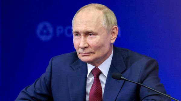 Рабочая поездка президента Владимира Путина в Приволжский федеральный округ - Sputnik Южная Осетия
