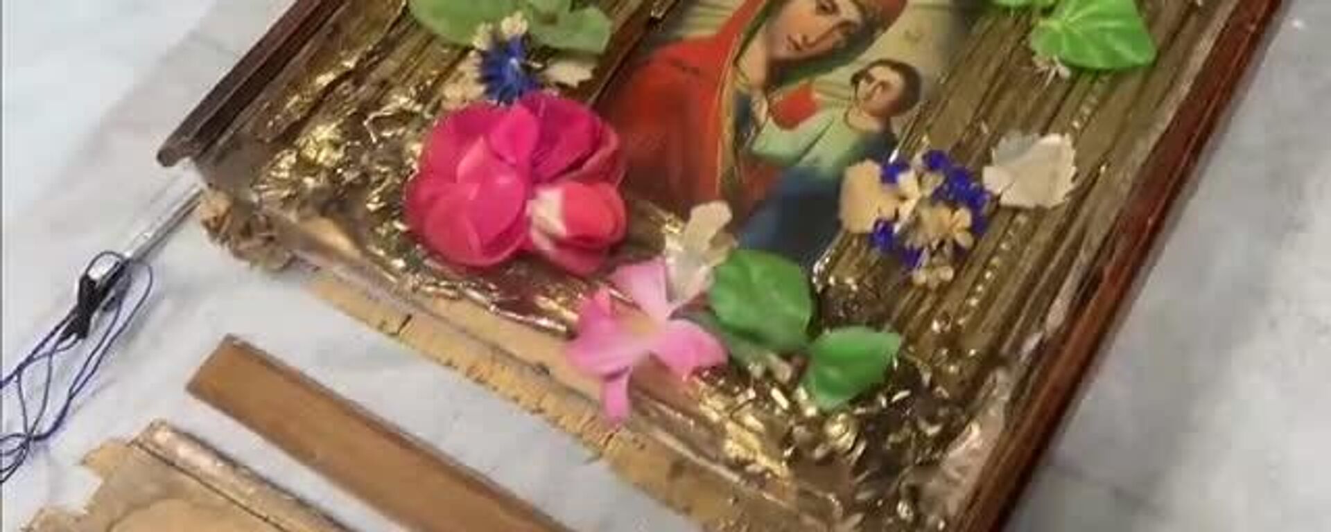 В Крыму задержана подозреваемая в попытке подорвать сотрудников ФСБ при помощи взрывчатки, вмонтированной в православную икону - Sputnik Южная Осетия, 1920, 25.08.2025