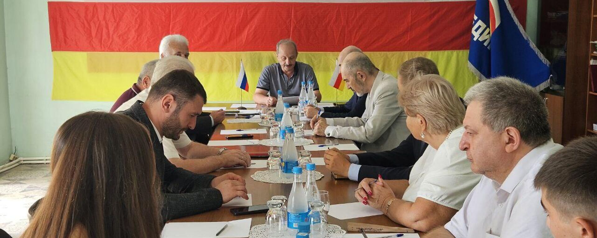 Круглый стол Республика Южная Осетия до и после признания государственной независимости Российской Федерацией - Sputnik Южная Осетия, 1920, 25.08.2025