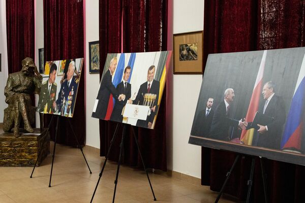 Фотовыставка посвященная 17-летию признания независимости Южной Осетии - Sputnik Южная Осетия
