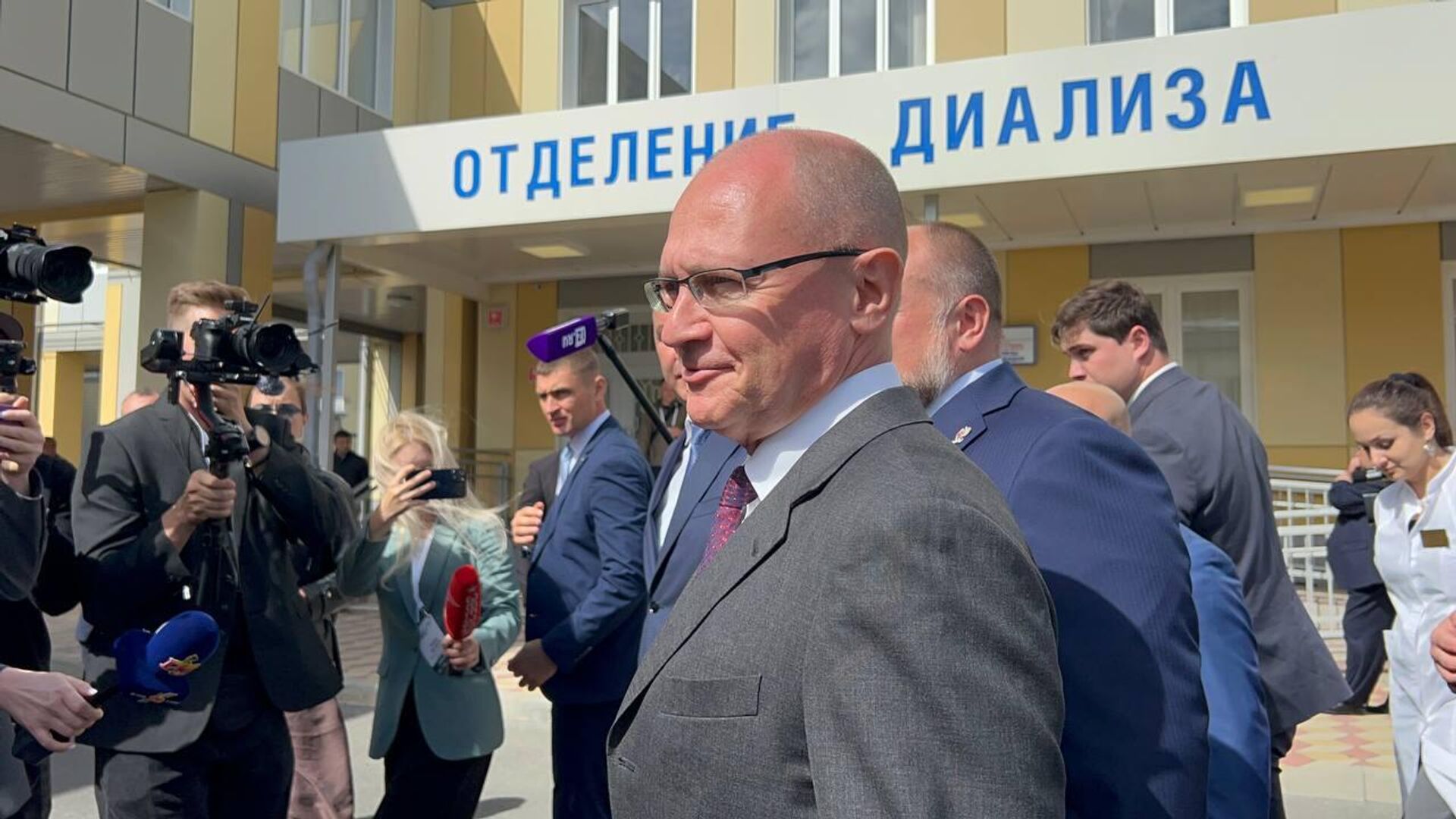 Сергей Кириенко посетил Республиканский многопрофильный медицинский центр в Южной Осетии Сергей Кириенко посетил Республиканский многопрофильный медицинский центр в Южной Осетии - Sputnik Южная Осетия, 1920, 20.09.2025
