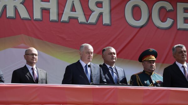 Военный парад к 35-летию Республики Южная Осетия - Sputnik Южная Осетия