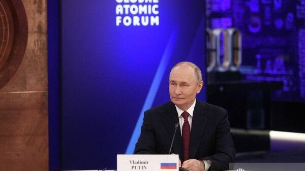 Путин заявил, что уран на планете может закончиться в 2090-е годы, а то и в 2060-е годы, но Россия в 2030 году запустит первую в мире атомную энергосистему с замкнутым циклом - Sputnik Южная Осетия