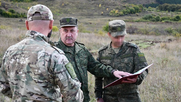 Юрий Яровицкий посетил Учебный центр оборонного ведомства - Sputnik Южная Осетия