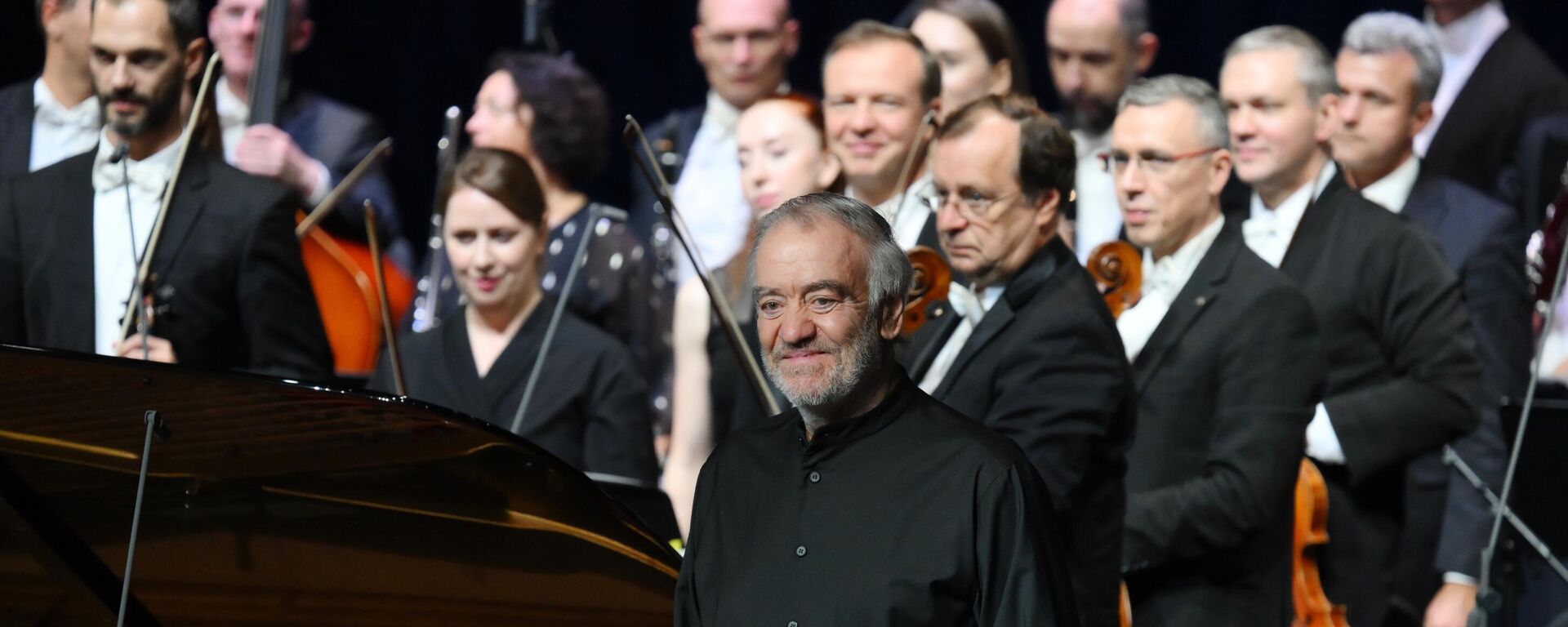  Валерий Гергиев на открытии нового концертного центра в Сириусе - Sputnik Южная Осетия, 1920, 03.10.2025