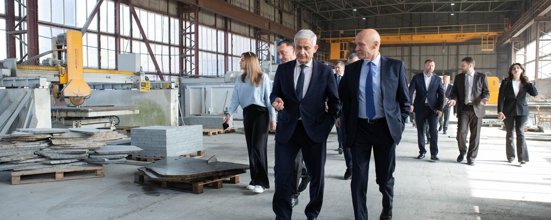 Визит делегации РФ во главе с Сергеем Назаровым на объекты Инвестпрограммы - Sputnik Южная Осетия, 1920, 17.10.2025