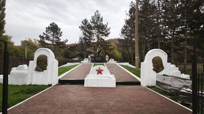 В селе Аунеу Знаурского района восстановлен мемориал ВОВ