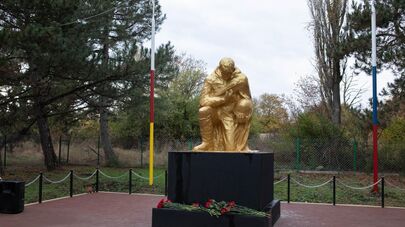Памятник воинам, павшим в годы Великой Отечественной войны. Село Фазыкау (Уелит), знаурский район, Южная Осетия.