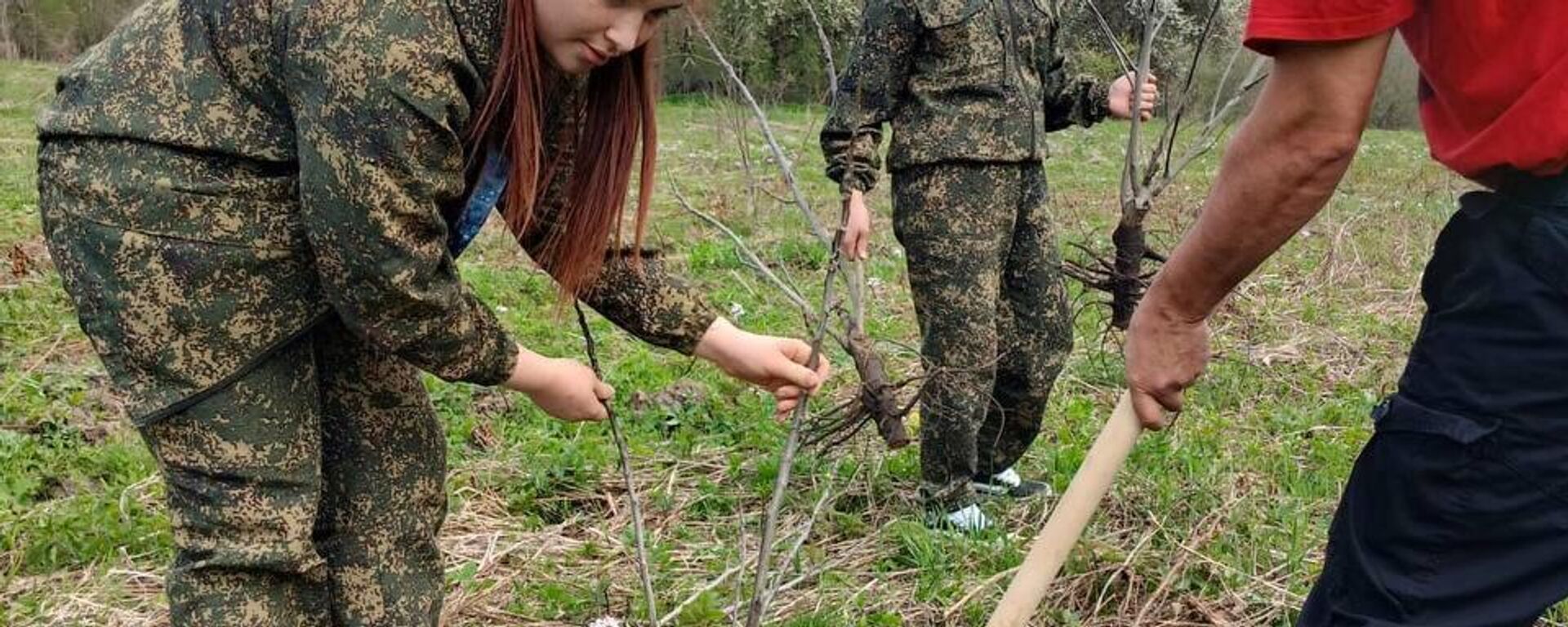 Свыше 7 тысяч деревьев высадили в Северной Осетии в рамках акции Сохраним лес - Sputnik Южная Осетия, 1920, 25.10.2025