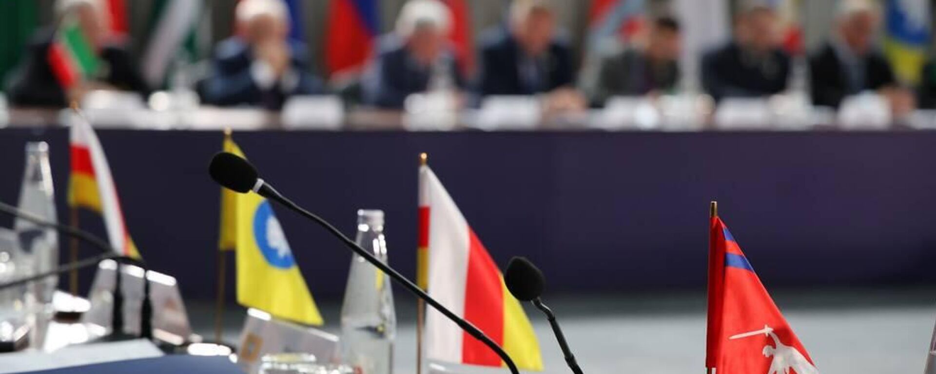 Делегация парламента Южной Осетии приняла участие в работе конференции Северо-Кавказской Парламентской Ассоциации - Sputnik Южная Осетия, 1920, 27.10.2025