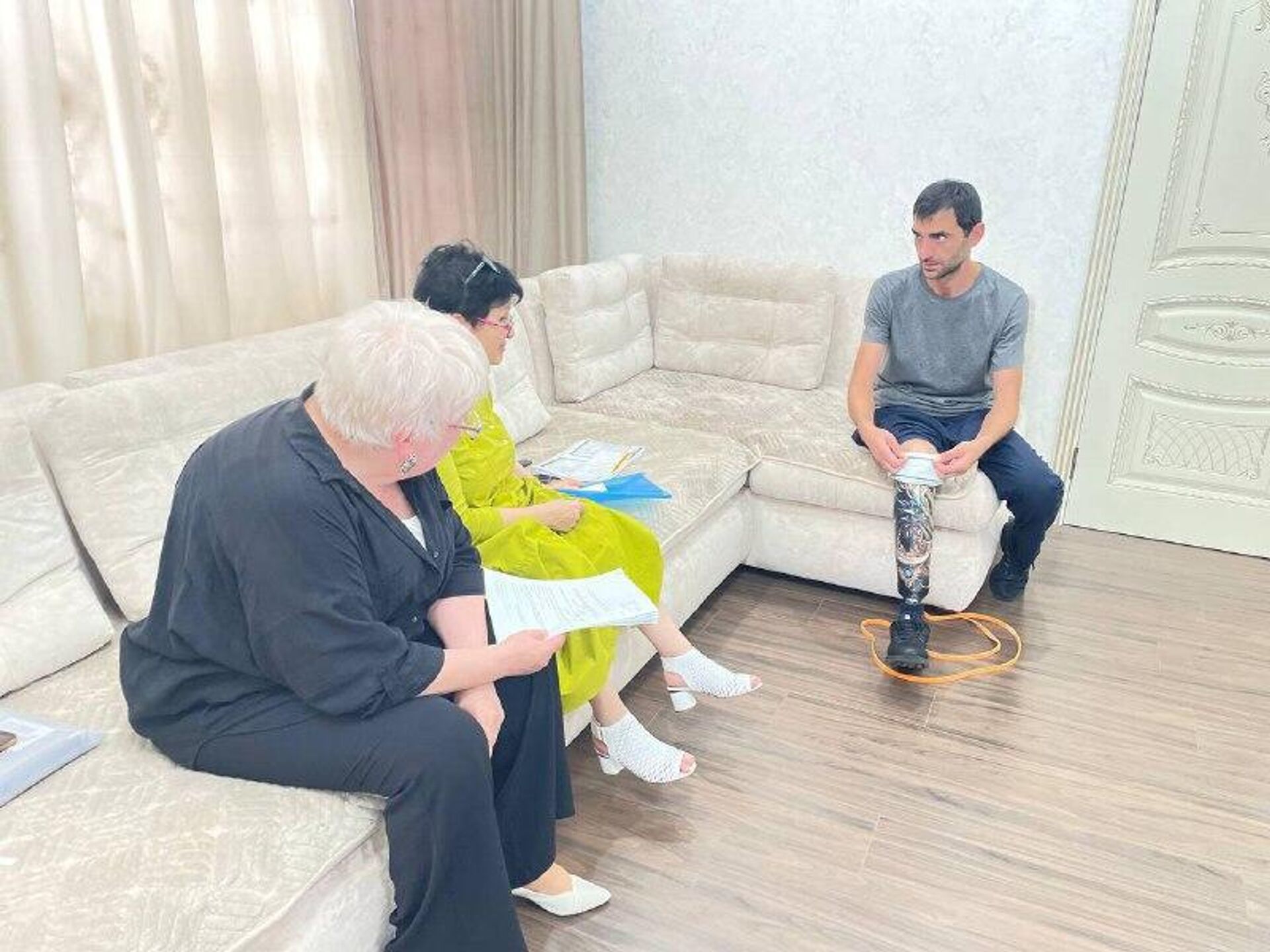 Специалисты североосетинского филиала Фонда Защитники Отечества помогают ветеранам боевых действий – участникам СВО с инвалидностью адаптировать жилье под их нужды Специалисты североосетинского филиала Фонда Защитники Отечества помогают ветеранам боевых действий – участникам СВО с инвалидностью адаптировать жилье под их нужды - Sputnik Южная Осетия, 1920, 28.10.2025