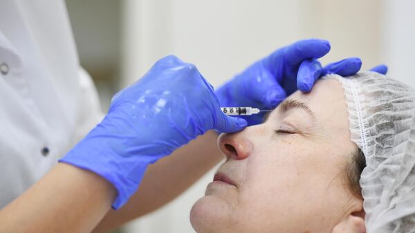 Столичные салоны красоты с медицинской лицензией возобновили работу - Sputnik Южная Осетия