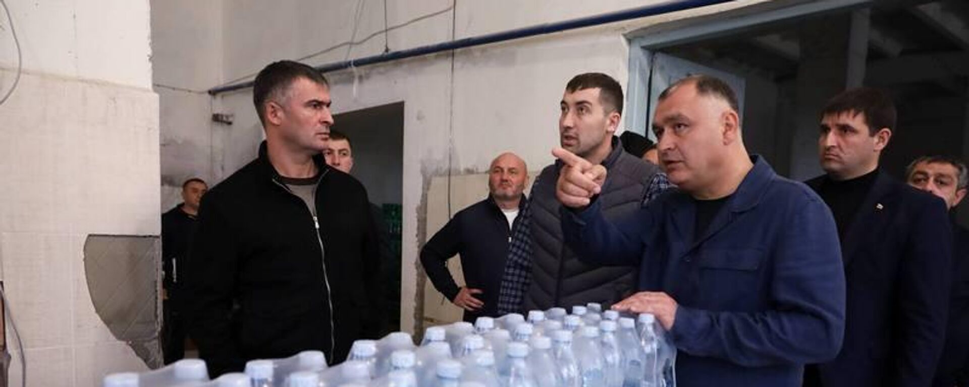 Президент Алан Гаглоев посетил завод Багиата  - Sputnik Южная Осетия, 1920, 30.10.2025