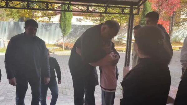 Президент Алан Гаглоев посетил Ленингорский детский дом - Sputnik Южная Осетия