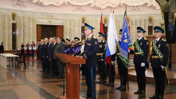 Руководитель Службы судебных приставов Южной Осетии Вадим Джагаев по приглашению российского коллеги Дмитрия Аристова принял участие в торжественных мероприятиях ко Дню судебного пристава - Sputnik Южная Осетия