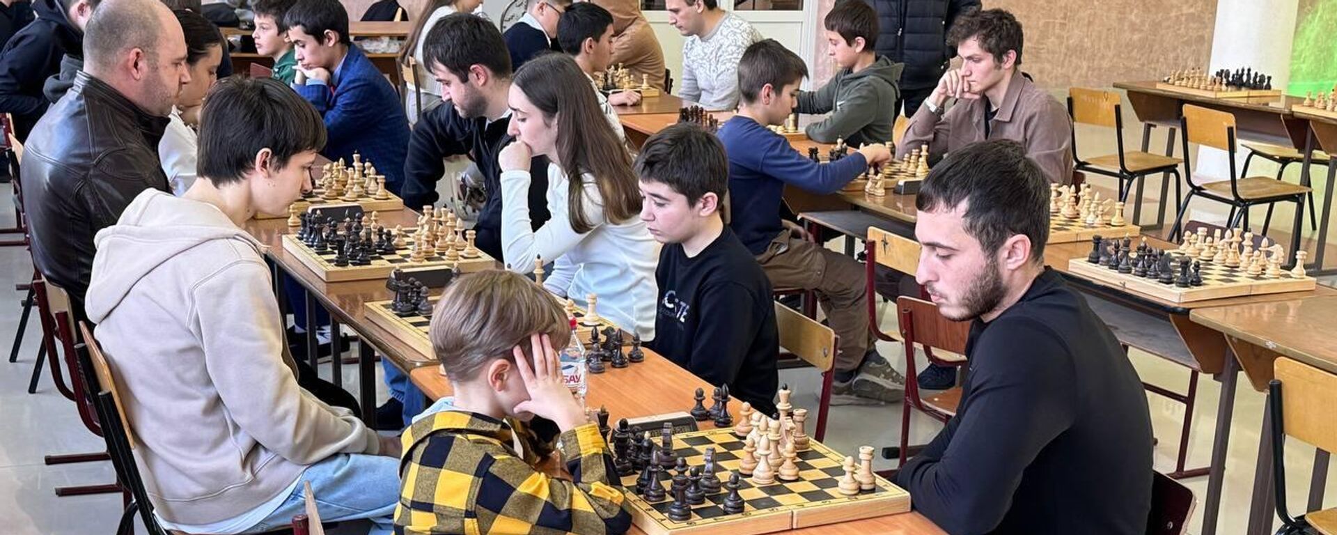 Турнир по быстрым шахматам ко Дню народного единства стартовал в Южной Осетии - Sputnik Южная Осетия, 1920, 02.11.2025