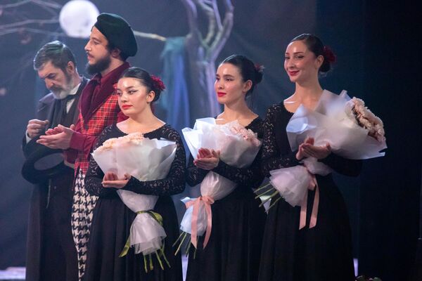 Премьера спектакля &quot;Иванов&quot; в Госдрамтеатре им. К. Хетагурова - Sputnik Южная Осетия