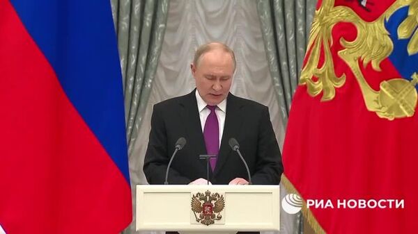 Путин наградил разработчиков Посейдона и Буревестника - Sputnik Южная Осетия