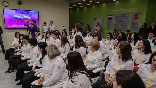 Будущие Навигаторы детства из Южной Осетии проходят обучение в Артеке - Sputnik Южная Осетия