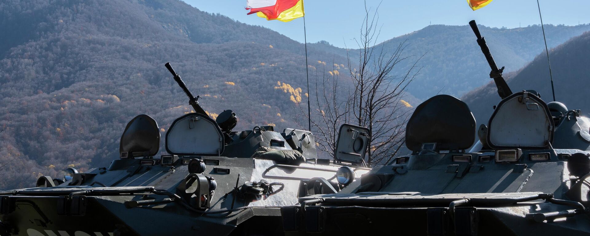 Марш бросок техники, ОМОН и СОБР - Sputnik Южная Осетия, 1920, 14.02.2026