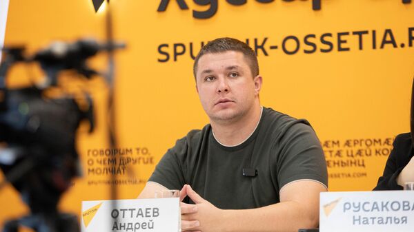 Молодежь должна быть объединена: Андрей Оттаев о проектах комитета в Южной Осетии - Sputnik Южная Осетия