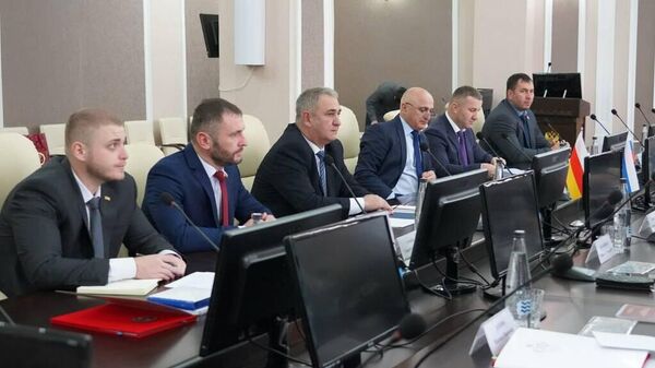 Заседание Комиссии по сотрудничеству Парламента Республики Южная Осетия и Совета Федерации Федерального Собрания Российской Федерации - Sputnik Южная Осетия