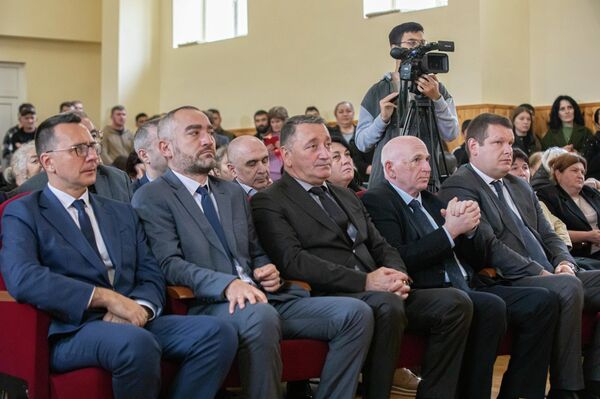 Юбилей Цинагарской школы Юбилей Цинагарской школы - Sputnik Южная Осетия