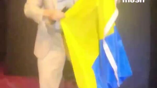 Против иноагента Максима Галкина начала проверку израильская госбезопасность из-за неуважения к госсимволам — на своём концерте он накрыл флаг Израиля флагом Украины, сообщает Mash со ссылкой на свои источники - Sputnik Южная Осетия