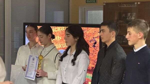 Команда гимназии Альбион выиграла II литературную викторину У Лукоморья…  - Sputnik Южная Осетия