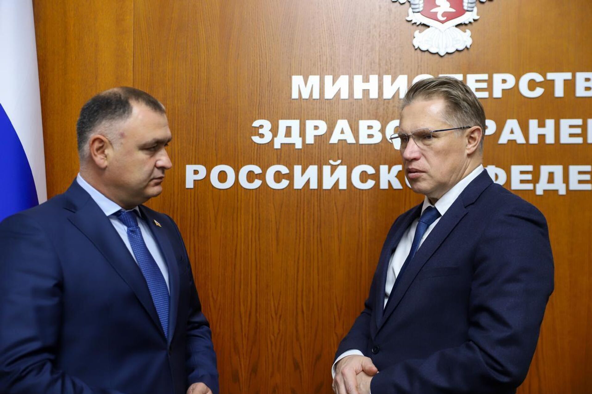 Встреча президента Республики Южная Осетия Алана Гаглоева и министра здравоохранения России Михаила Мурашко - Sputnik Южная Осетия, 1920, 21.11.2025
