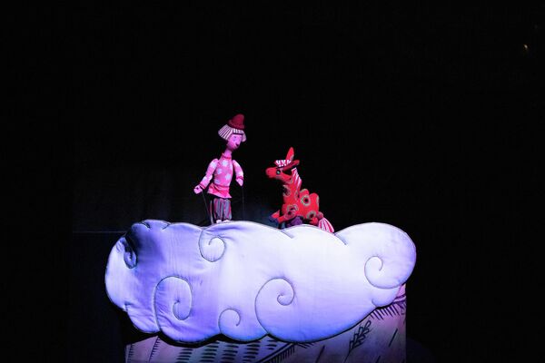 Спектакль &quot;Конек-Горбунок&quot; в Госдрамтеатре им. К. Хетагурова - Sputnik Южная Осетия