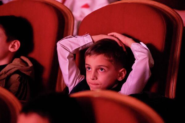 Спектакль &quot;Конек-Горбунок&quot; в Госдрамтеатре им. К. Хетагурова - Sputnik Южная Осетия