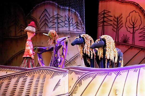 Спектакль &quot;Конек-Горбунок&quot; в Госдрамтеатре им. К. Хетагурова - Sputnik Южная Осетия