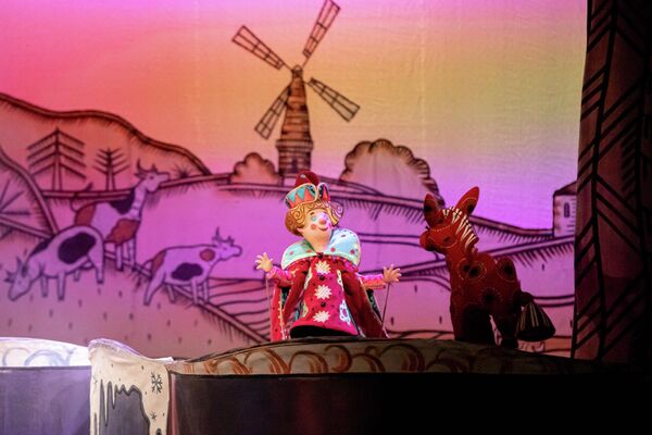 Спектакль &quot;Конек-Горбунок&quot; в Госдрамтеатре им. К. Хетагурова - Sputnik Южная Осетия