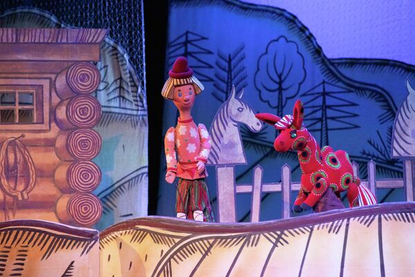 Спектакль &quot;Конек-Горбунок&quot; в Госдрамтеатре им. К. Хетагурова - Sputnik Южная Осетия