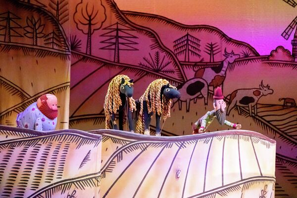 Спектакль &quot;Конек-Горбунок&quot; в Госдрамтеатре им. К. Хетагурова - Sputnik Южная Осетия