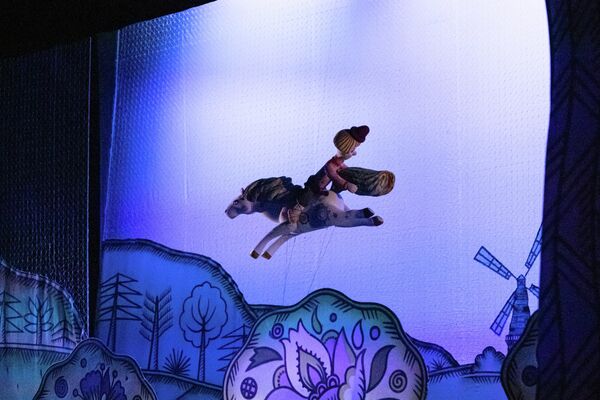 Спектакль &quot;Конек-Горбунок&quot; в Госдрамтеатре им. К. Хетагурова - Sputnik Южная Осетия