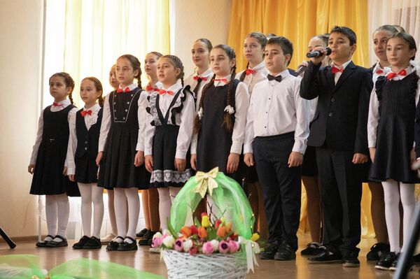 Юбилей средней школы № 11 - Sputnik Южная Осетия