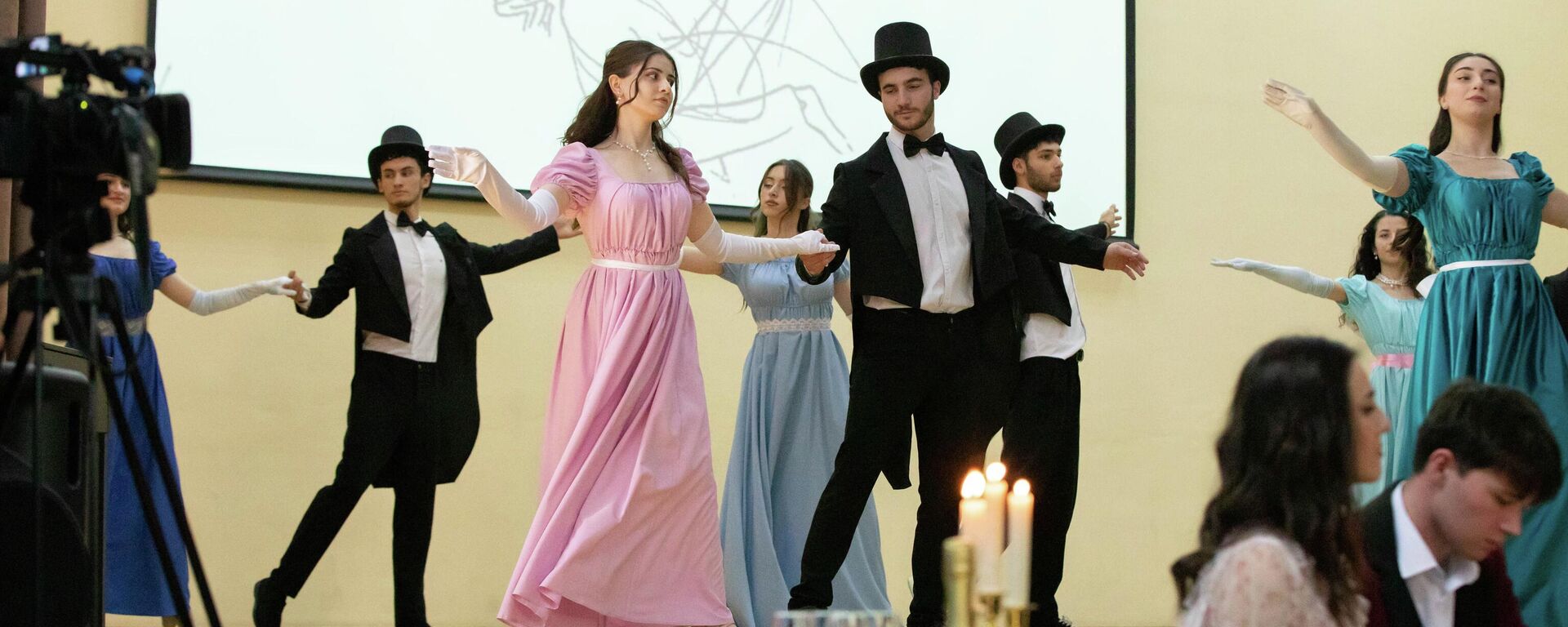 Пушкинский бал в ЮОГУ - Sputnik Южная Осетия, 1920, 02.12.2025