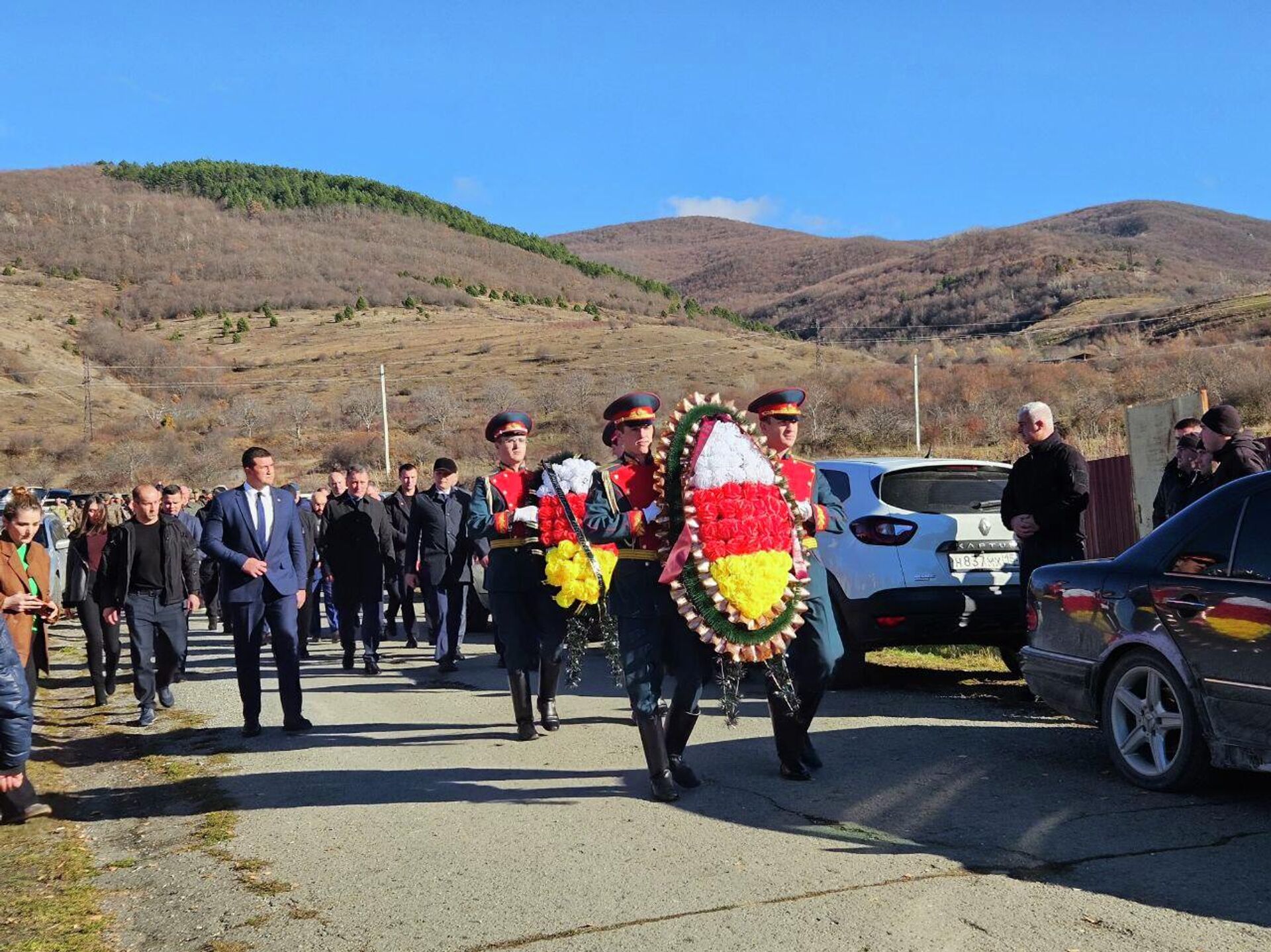 В Цхинвале простились с Георгием Тигишвили, погибшем в зоне СВО - Sputnik Южная Осетия, 1920, 03.12.2025