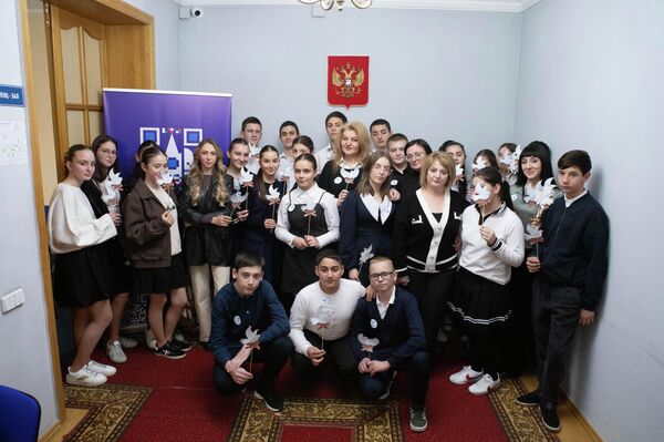 Всероссийский урок мужества Памяти неизвестного солдата в Русском доме в Цхинвале - Sputnik Южная Осетия