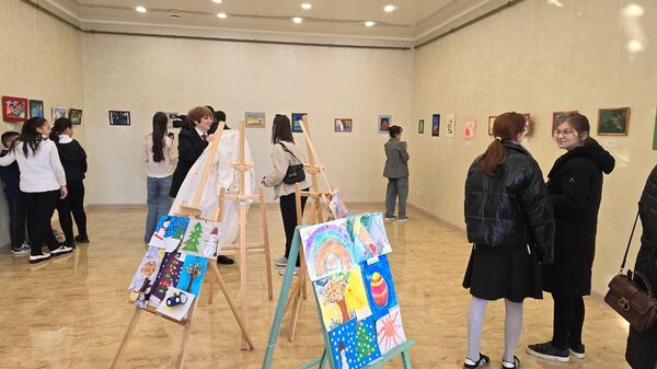 В Цхинвале открылась выставка работ детей с особенностями развития - Sputnik Южная Осетия