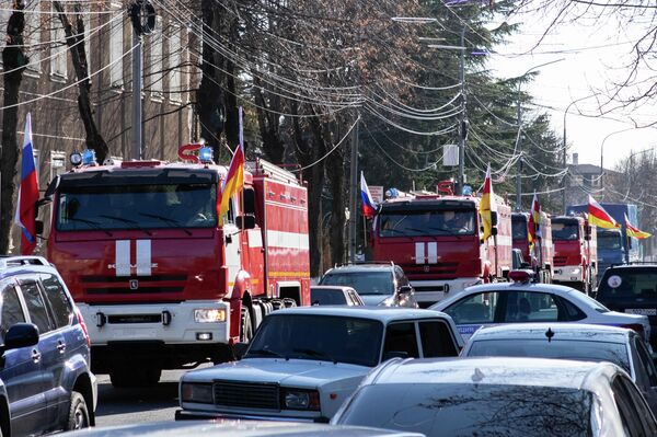 Торжественная церемония передачи спецтехники МЧС России в дар южноосетинским коллегам  - Sputnik Южная Осетия