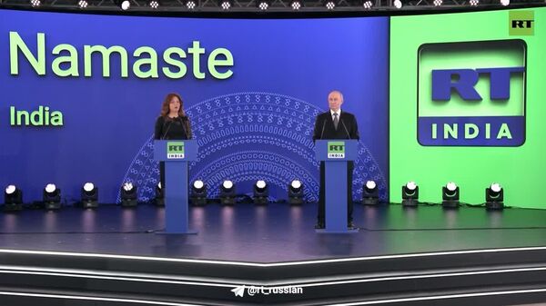 Владимир Путин и Маргарита Симоньян дали старт началу вещания RT India - Sputnik Южная Осетия